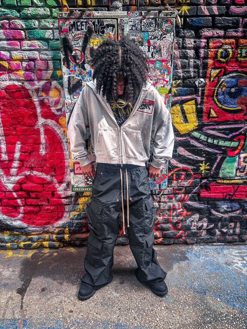 *HELLO VAINT* DISTRESSED HOODIE IN GREY