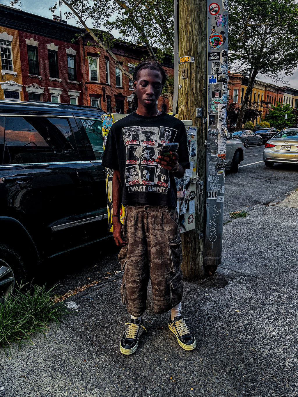 VAINT GMNET black tee